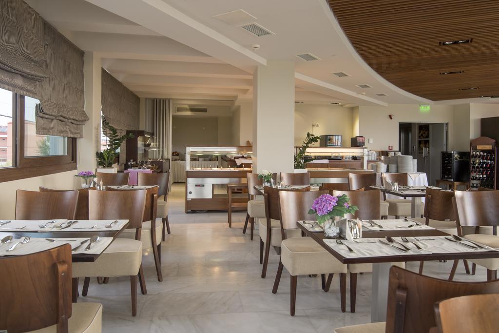 Cosmopolitan Hotel & Spa ปาราเลียกาเตอรีนิส ภายนอก รูปภาพ