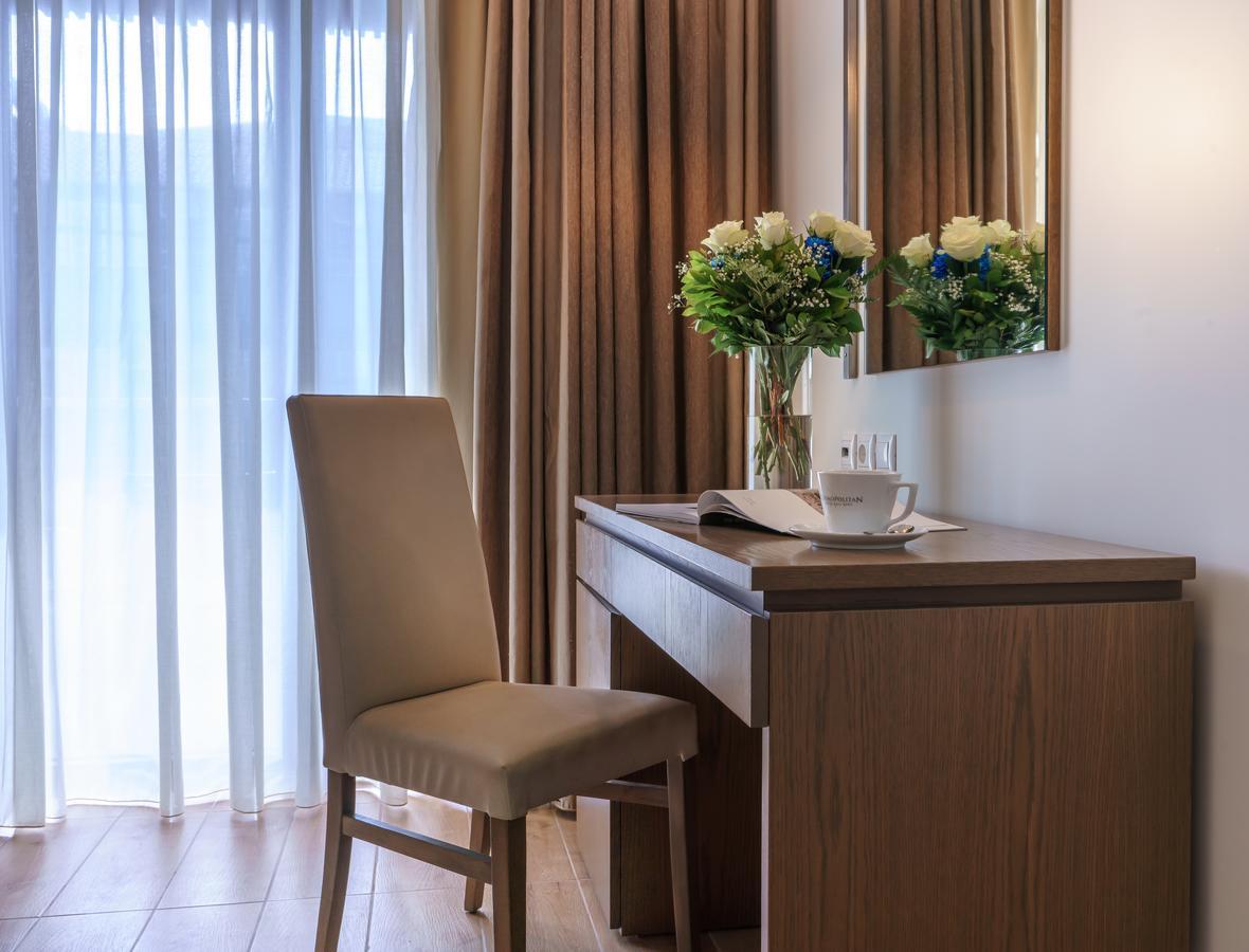 Cosmopolitan Hotel & Spa ปาราเลียกาเตอรีนิส ภายนอก รูปภาพ