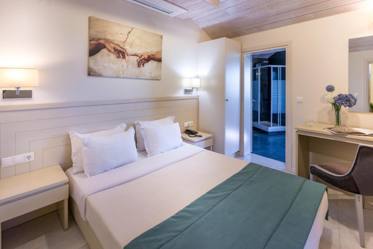 Cosmopolitan Hotel & Spa ปาราเลียกาเตอรีนิส ภายนอก รูปภาพ