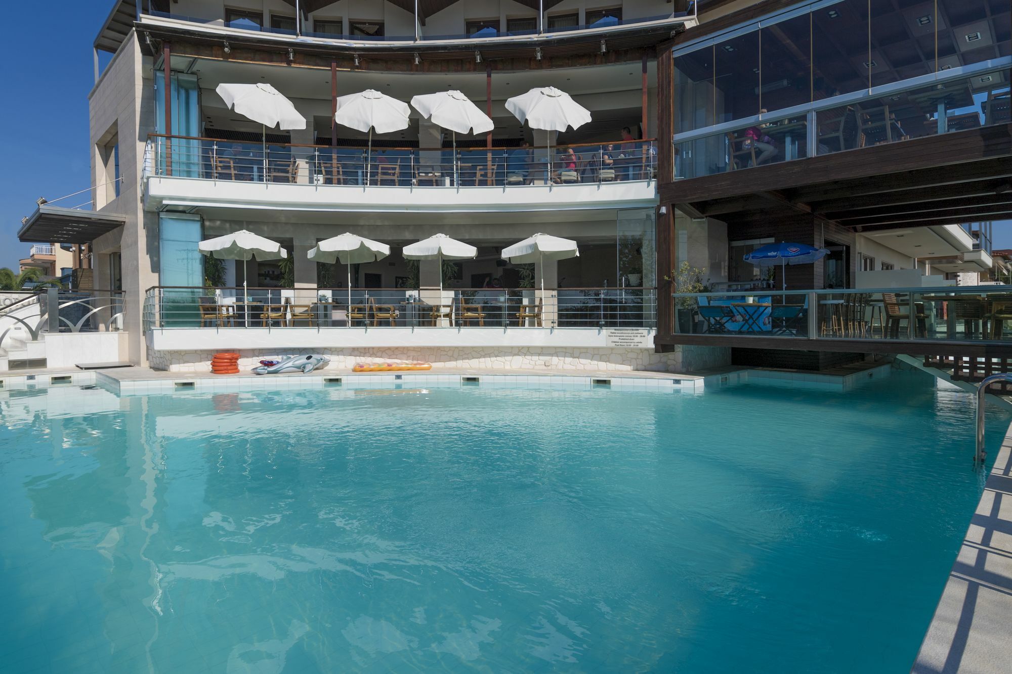 Cosmopolitan Hotel & Spa ปาราเลียกาเตอรีนิส ภายนอก รูปภาพ